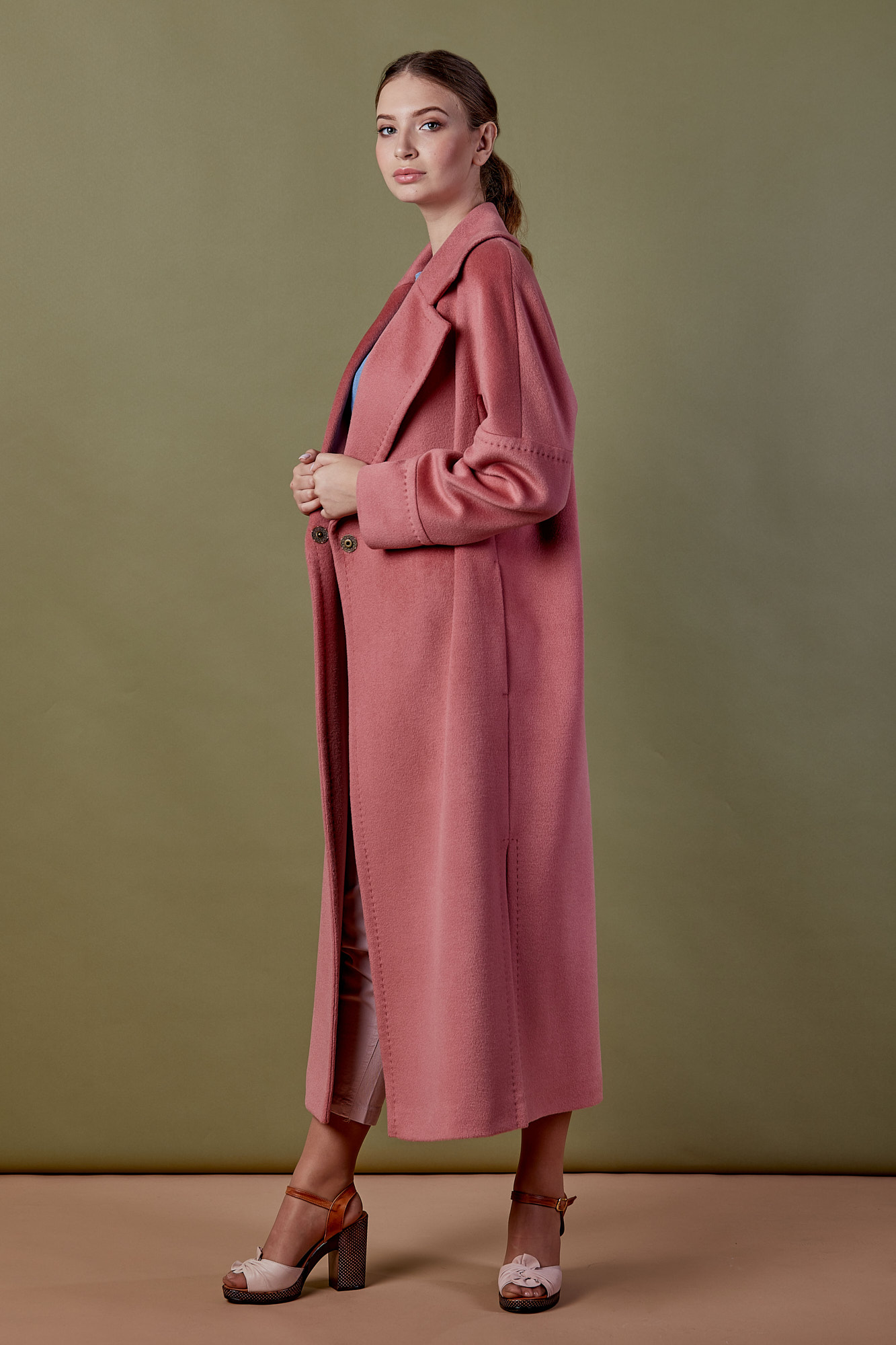 Женское демисезонное пальто 25–2